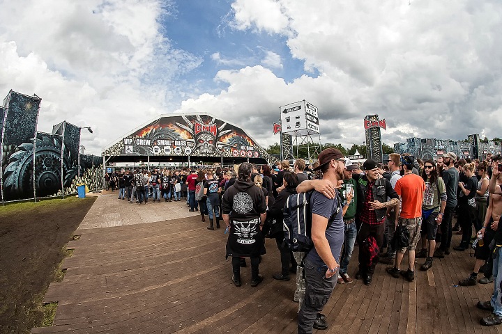 Sfeerbeelden Vrijdag @ Graspop 2016, picture 28, photographed by Edwin Houdevelt - FrontView Magazine