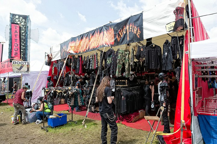 Sfeerbeelden Zondag @ Graspop 2016, picture 29, photographed by Edwin Houdevelt - FrontView Magazine