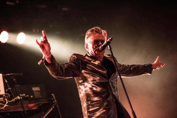 Arbeit Adelt Genk on Stage, picture 1, photographed by Luc Luyten - FrontView Magazine