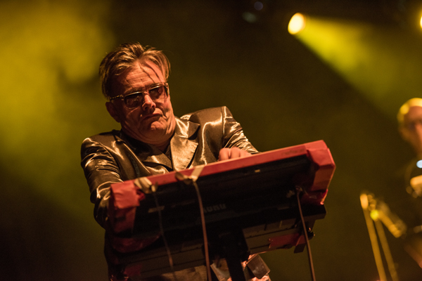 Arbeit Adelt Genk on Stage, picture 2, photographed by Luc Luyten - FrontView Magazine