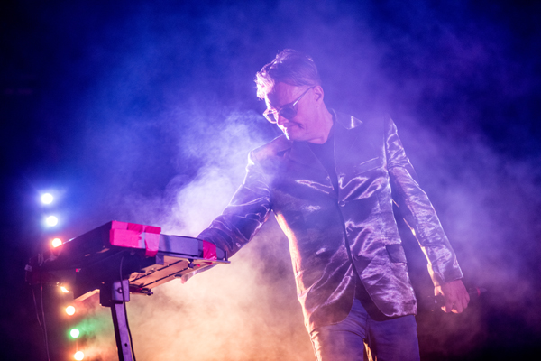 Arbeit Adelt Genk on Stage, picture 13, photographed by Luc Luyten - FrontView Magazine