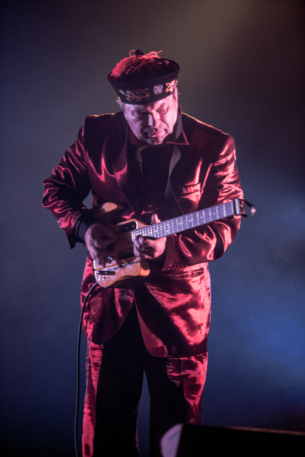 Arbeit Adelt Genk on Stage, picture 14, photographed by Luc Luyten - FrontView Magazine