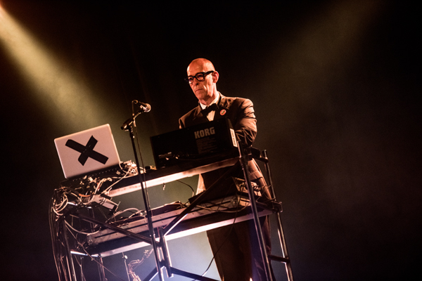 Arbeit Adelt Genk on Stage, picture 15, photographed by Luc Luyten - FrontView Magazine