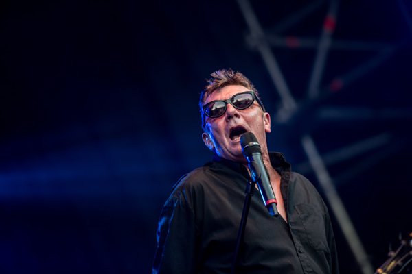 De Brassers Genk on Stage, picture 5, photographed by Luc Luyten - FrontView Magazine