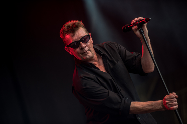 De Brassers Genk on Stage, picture 10, photographed by Luc Luyten - FrontView Magazine