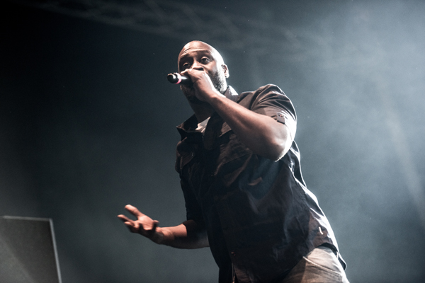 De La Soul Genk on Stage, picture 2, photographed by Luc Luyten - FrontView Magazine
