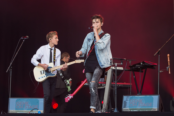 Bandits @ Genk on stage, picture 2, photographed by Marc Verdonck - FrontView Magazine
