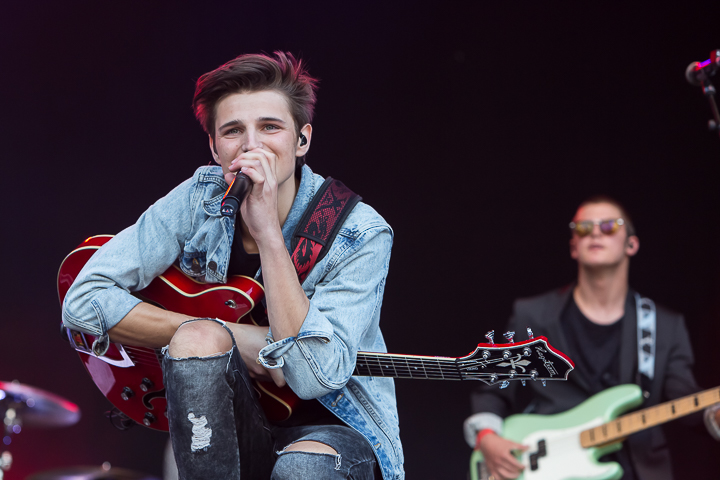 Bandits @ Genk on stage, picture 12, photographed by Marc Verdonck - FrontView Magazine