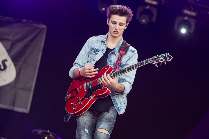 Bandits @ Genk on stage, picture 16, photographed by Marc Verdonck - FrontView Magazine