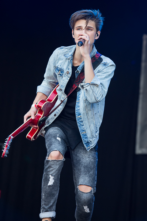 Bandits @ Genk on stage, picture 20, photographed by Marc Verdonck - FrontView Magazine