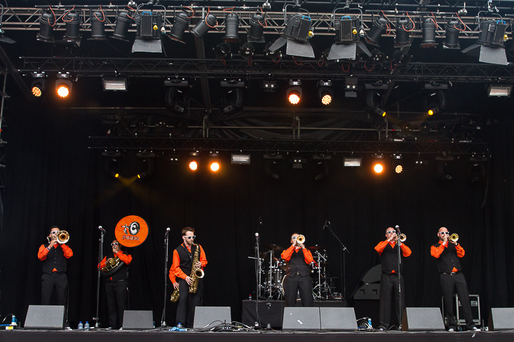Brassbox @ Genk on stage, picture 1, photographed by Marc Verdonck - FrontView Magazine