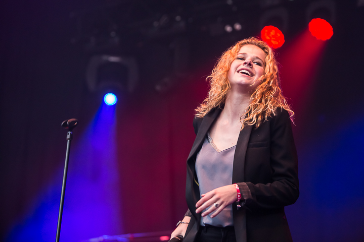 Laura Tesoro @ Genk on stage, picture 1, photographed by Marc Verdonck - FrontView Magazine
