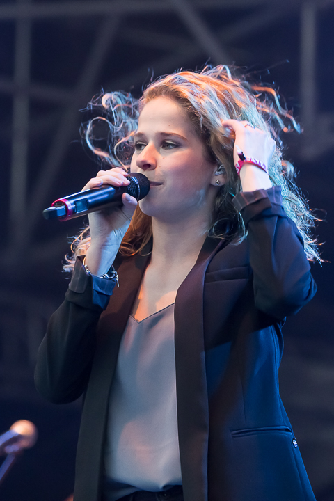 Laura Tesoro @ Genk on stage, picture 17, photographed by Marc Verdonck - FrontView Magazine