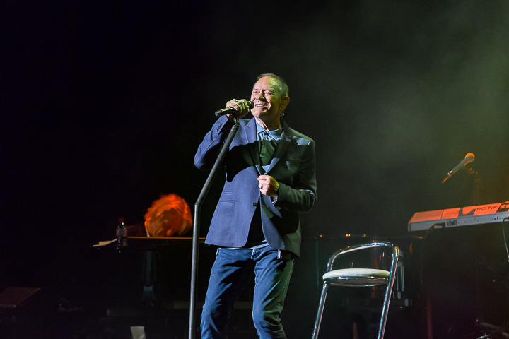 Rob de Nijs @ Casino Kursaal Oostende, picture 11, photographed by Guy Danneels - FrontView Magazine