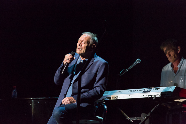 Rob de Nijs @ Casino Kursaal Oostende, picture 40, photographed by Guy Danneels - FrontView Magazine