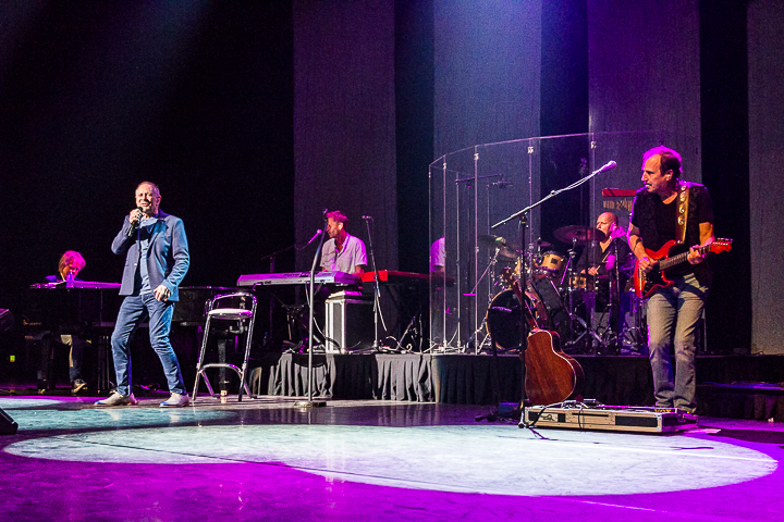 Rob de Nijs @ Casino Kursaal Oostende, picture 52, photographed by Guy Danneels - FrontView Magazine