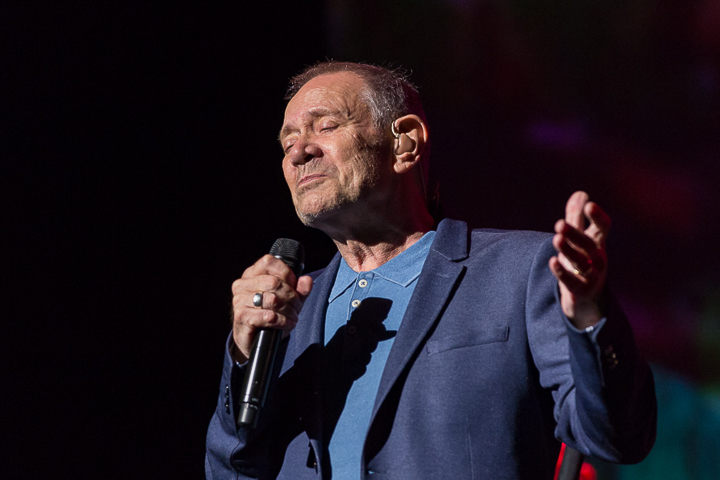 Rob de Nijs @ Casino Kursaal Oostende, picture 54, photographed by Guy Danneels - FrontView Magazine