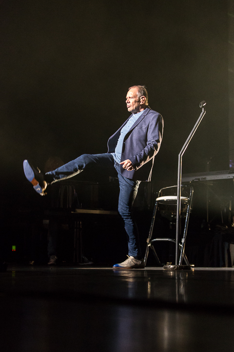 Rob de Nijs @ Casino Kursaal Oostende, picture 57, photographed by Guy Danneels - FrontView Magazine