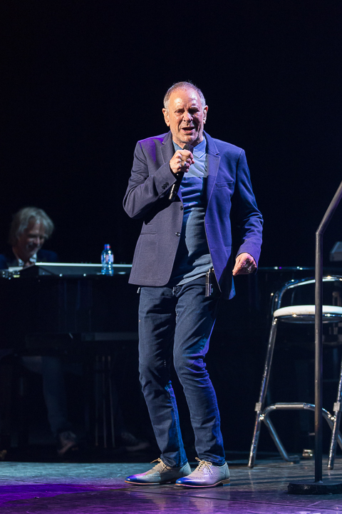 Rob de Nijs @ Casino Kursaal Oostende, picture 58, photographed by Guy Danneels - FrontView Magazine