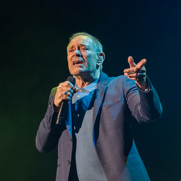 Rob de Nijs @ Casino Kursaal Oostende, picture 59, photographed by Guy Danneels - FrontView Magazine