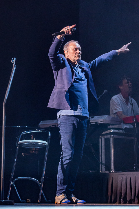 Rob de Nijs @ Casino Kursaal Oostende, picture 67, photographed by Guy Danneels - FrontView Magazine