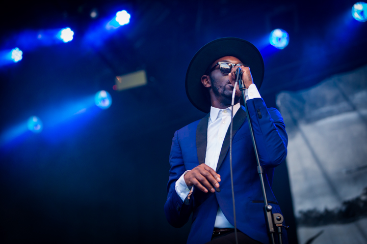 Baloji @ Genk on Stage, picture 7, photographed by Kristof Hayen - FrontView Magazine