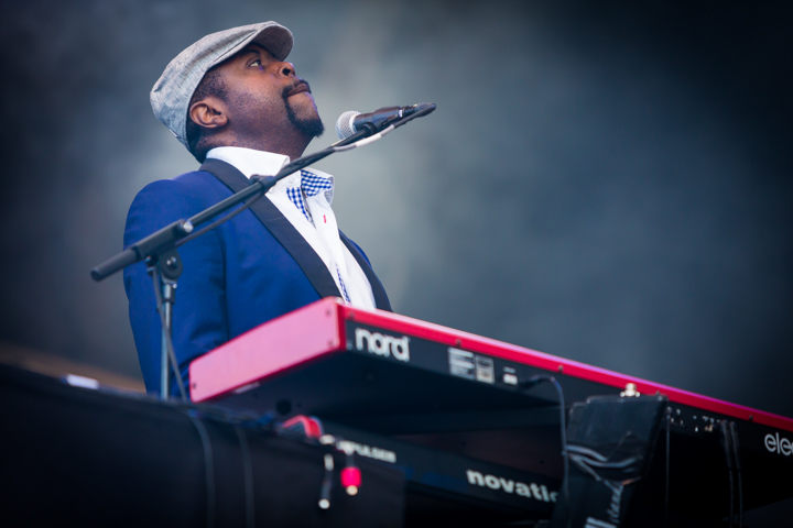 Baloji @ Genk on Stage, picture 8, photographed by Kristof Hayen - FrontView Magazine