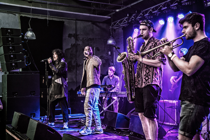 De Nachtdienst @ Festival Mundial, picture 3, photographed by Frank Bogers - FrontView Magazine