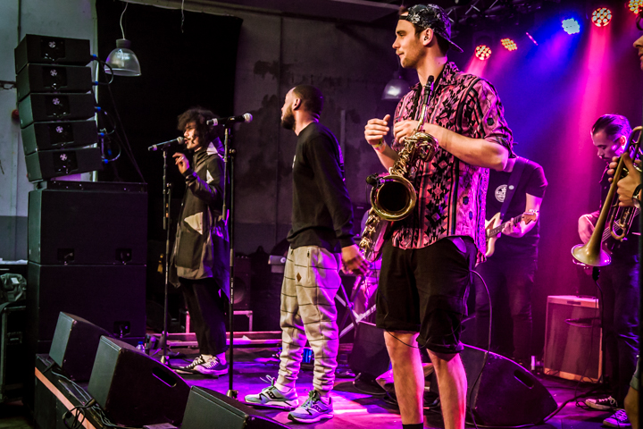De Nachtdienst @ Festival Mundial, picture 4, photographed by Frank Bogers - FrontView Magazine