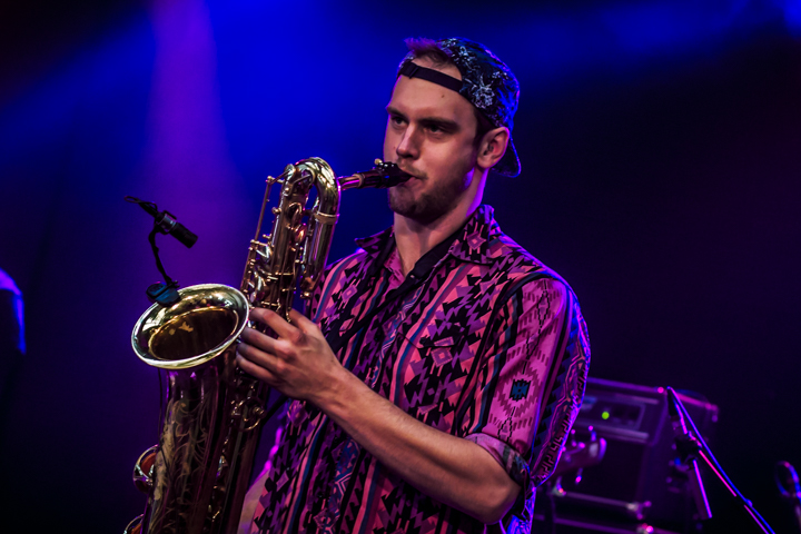 De Nachtdienst @ Festival Mundial, picture 5, photographed by Frank Bogers - FrontView Magazine