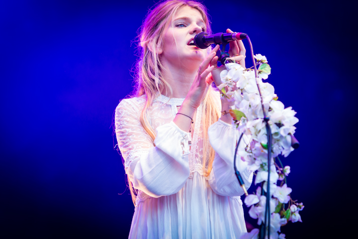 Emma Bale @ Genk on Stage, picture 1, photographed by Kristof Hayen - FrontView Magazine