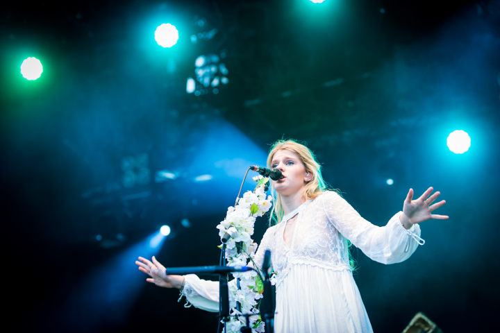 Emma Bale @ Genk on Stage, picture 6, photographed by Kristof Hayen - FrontView Magazine