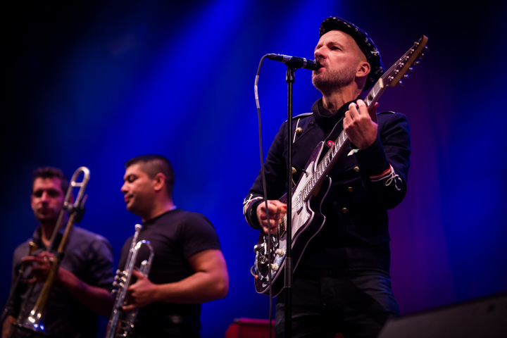 Shantel y Bucovina Orkestar @ Genk on Stage, picture 2, photographed by Kristof Hayen - FrontView Magazine