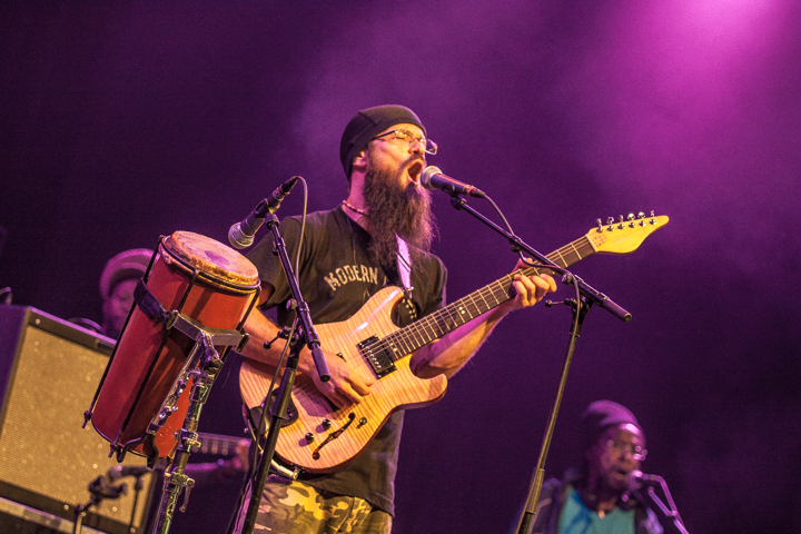 Harrison Stafford and the Professor Crew @ Festival Mundial, picture 12, photographed by Frank Bogers - FrontView Magazine