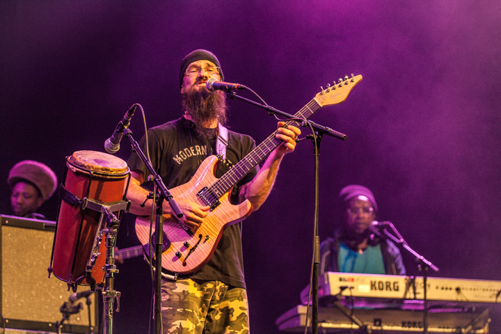 Harrison Stafford and the Professor Crew @ Festival Mundial, picture 15, photographed by Frank Bogers - FrontView Magazine