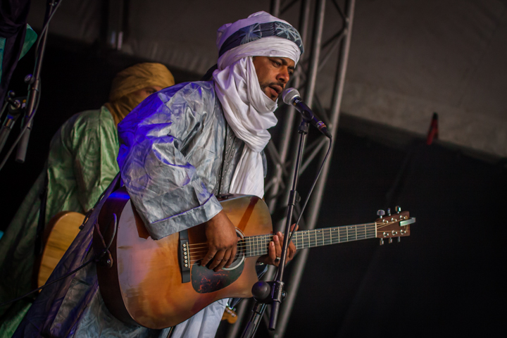 Tinariwen @ Festival Mundial, picture 3, photographed by Frank Bogers - FrontView Magazine