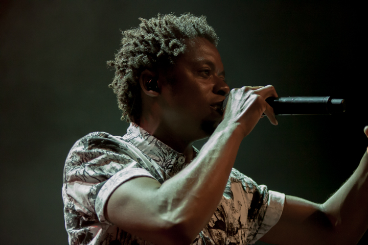 Typhoon @ Festival Mundial, foto 10, foto's door Frank Bogers - FrontView Magazine