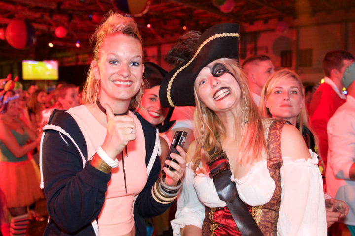 De foute Q party 2016 Sfeerbeelden @ Expo Gent, picture 62, photographed by Bart Baevegems - FrontView Magazine