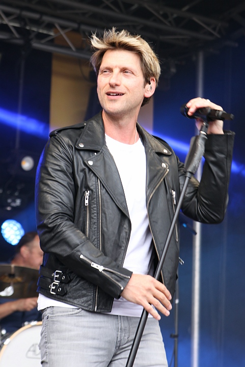 Vlaanderen Feest op het Plein @ Malle, picture 9, photographed by Heidi Elen - FrontView Magazine