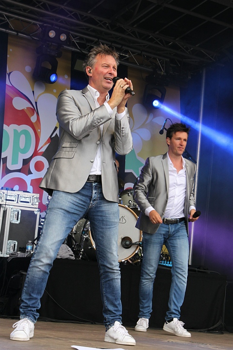 Vlaanderen Feest op het Plein @ Malle, picture 10, photographed by Heidi Elen - FrontView Magazine