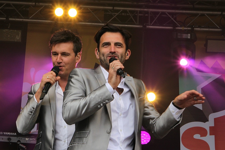 Vlaanderen Feest op het Plein @ Malle, picture 27, photographed by Heidi Elen - FrontView Magazine