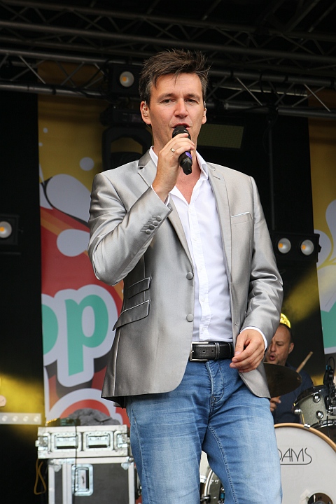 Vlaanderen Feest op het Plein @ Malle, picture 28, photographed by Heidi Elen - FrontView Magazine