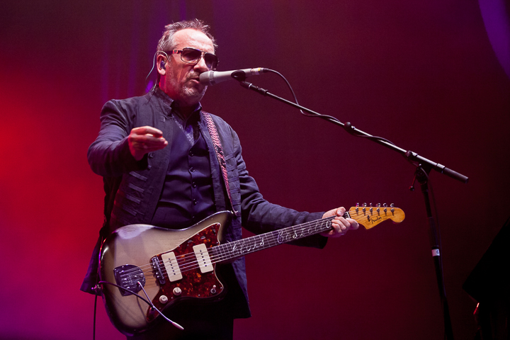 Elvis Costello & The Imposters @ Rock Zottegem 2016, picture 3, photographed by Dorien Goetschalckx - FrontView Magazine
