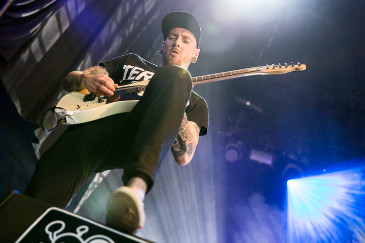 Fleddy Melculy @ Rock Zottegem 2016, picture 13, photographed by Dorien Goetschalckx - FrontView Magazine