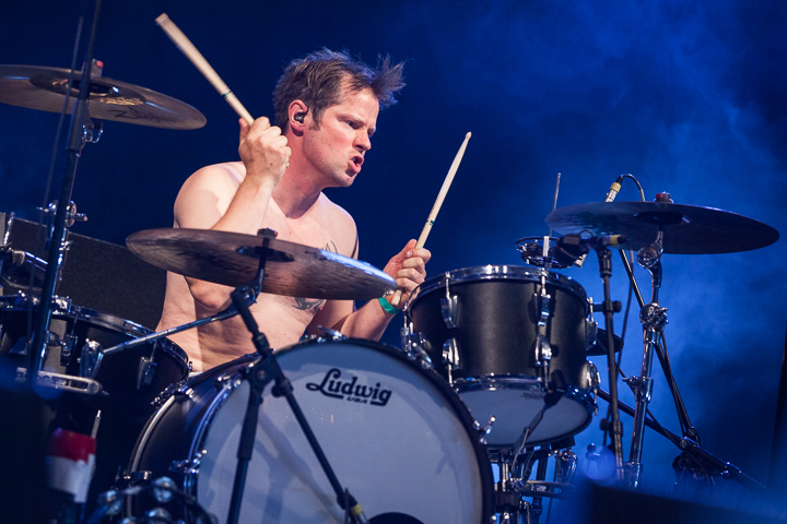 Id!ots @ Rock Zottegem 2016, picture 1, photographed by Dorien Goetschalckx - FrontView Magazine
