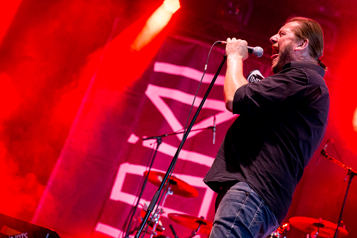 Id!ots @ Rock Zottegem 2016, picture 9, photographed by Dorien Goetschalckx - FrontView Magazine
