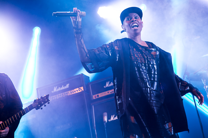 Skunk Anansie @ Rock Zottegem 2016, foto 4, foto's door Dorien Goetschalckx - FrontView Magazine