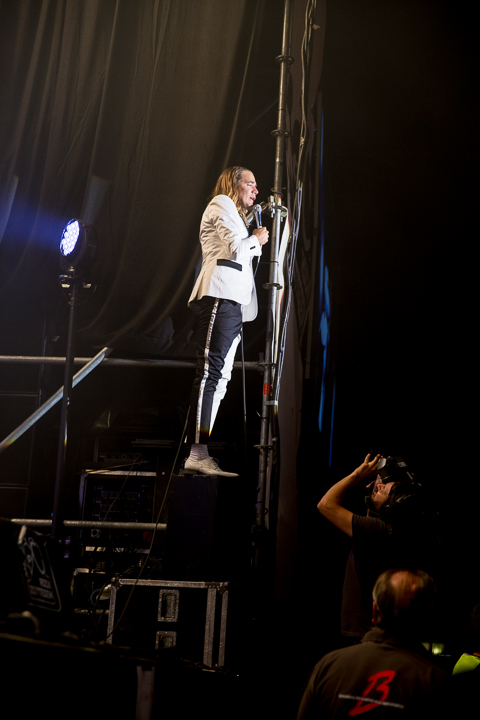 The Hives @ Rock Zottegem 2016, picture 15, photographed by Dorien Goetschalckx - FrontView Magazine