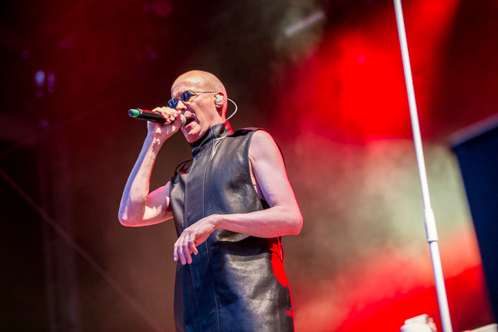 The Human League @ Beleuvenissen 2016, picture 3, photographed by Kurt Jacobs - FrontView Magazine