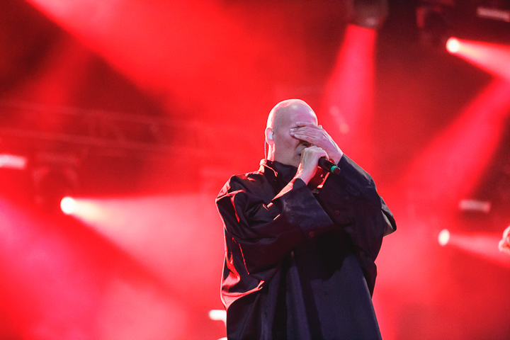 The Human League @ Beleuvenissen 2016, picture 20, photographed by Kurt Jacobs - FrontView Magazine